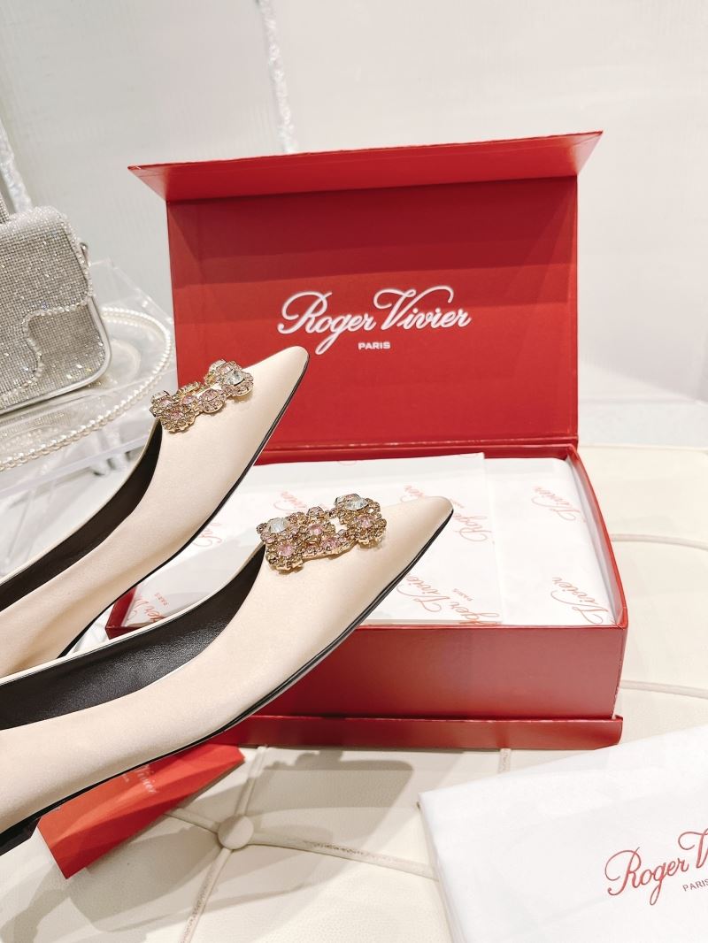 Roger Vivier flat shoes